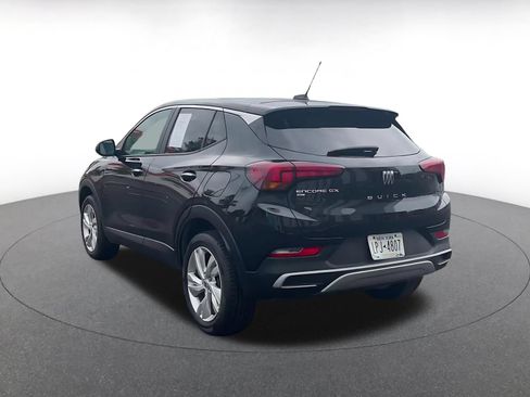Used 2025 Buick Encore GX Preferred AWD/4WD image 11