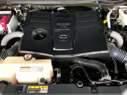 Used 2024 Toyota Tundra SR5 w/ TRD Off-Road Premium Package AWD/4WD image 32