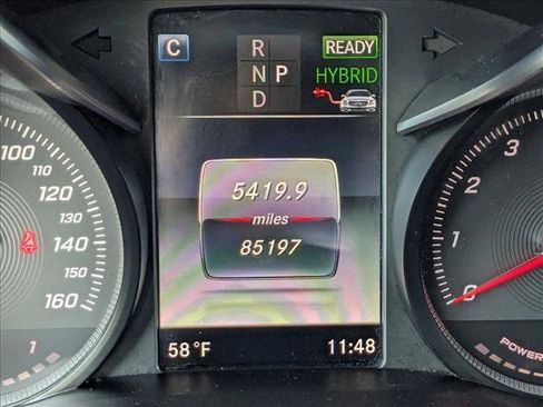 Used 2019 Mercedes-Benz GLC 350e 4MATIC image 11