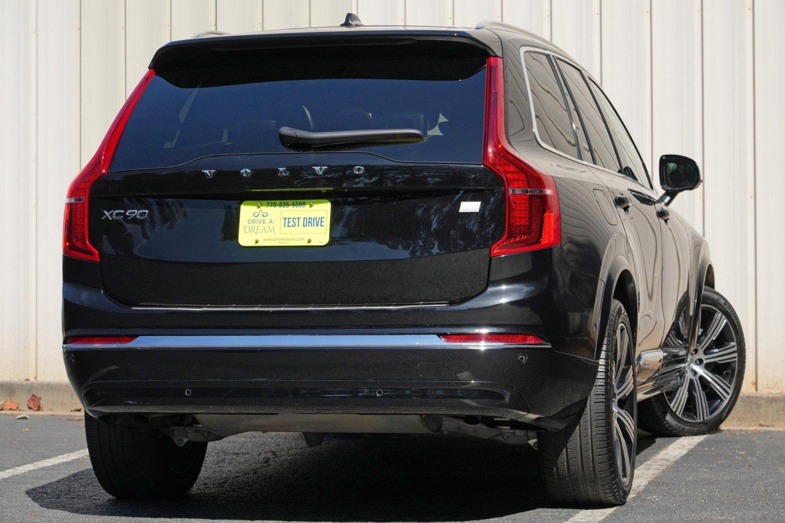 Used 2024 Volvo XC90 T8 Ultimate w/ Lounge Package AWD/4WD image 5