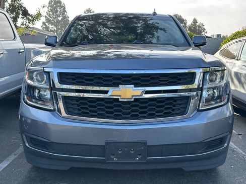 Used 2019 Chevrolet Suburban LT AWD/4WD image 2