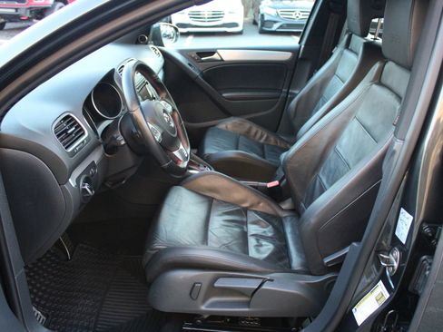 Used 2012 Volkswagen GTI 4-Door image 17