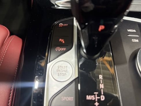 Certified 2023 BMW X4 xDrive30i w/ Convenience Package image 38