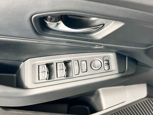 Certified 2023 Honda Accord EX image 21