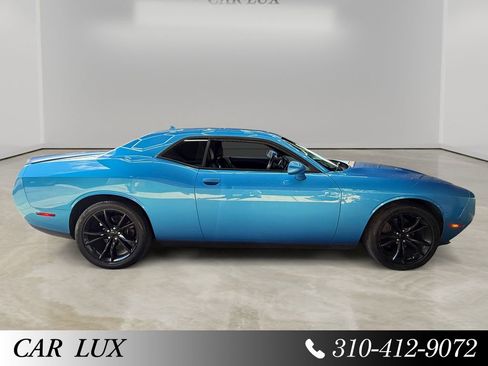 Used 2016 Dodge Challenger SXT Plus RWD image 6