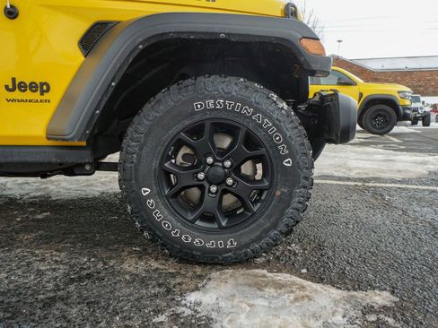 Used 2021 Jeep Wrangler Sport AWD/4WD image 11