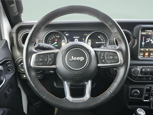 Used 2023 Jeep Wrangler High Altitude image 16