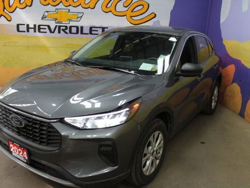 Used 2024 Ford Escape Active AWD/4WD image 4