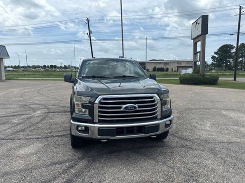Used 2015 Ford F150 XLT w/ Equipment Group 302A Luxury AWD/4WD image 3