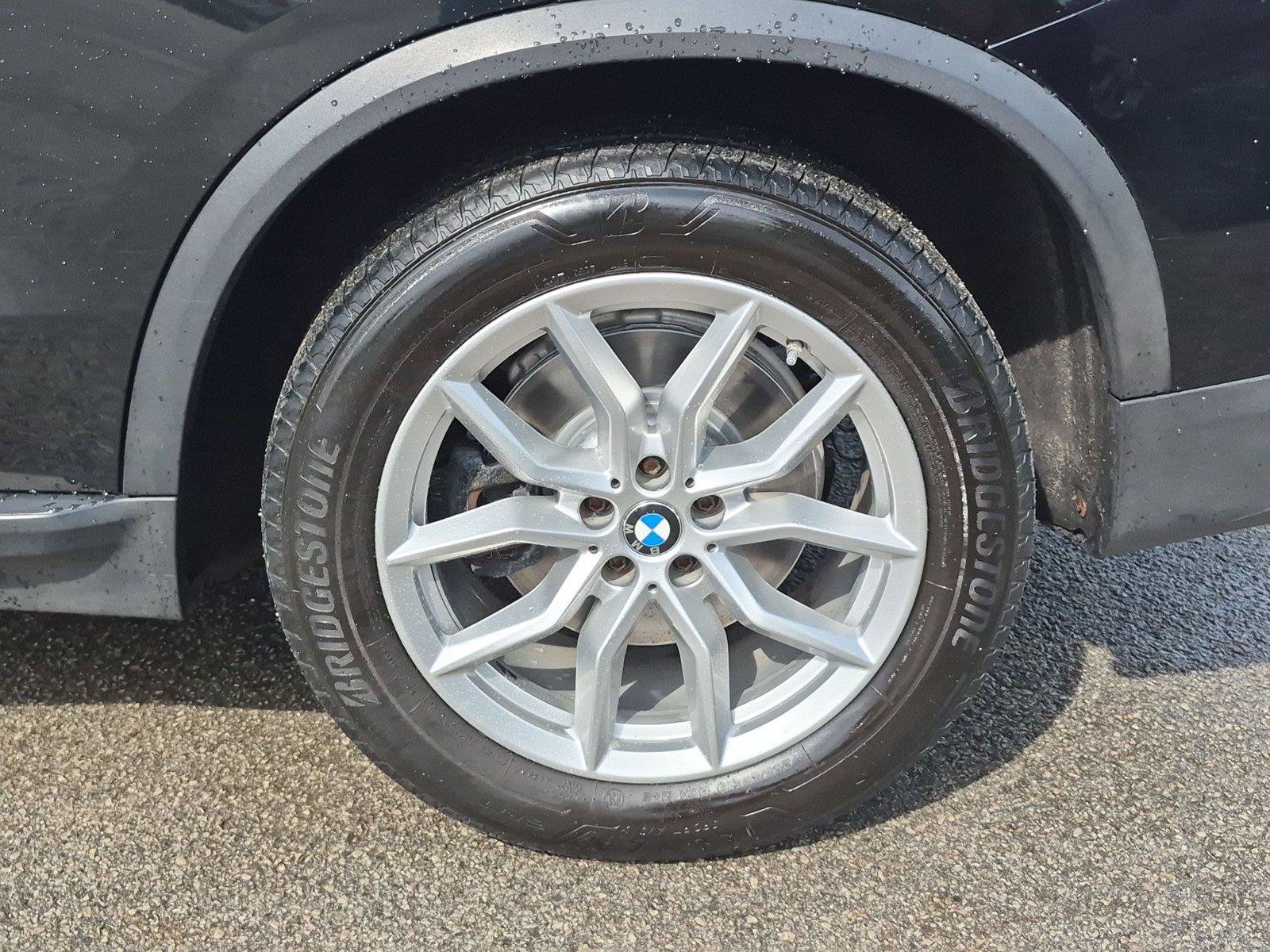 Used 2021 BMW X5 xDrive40i w/ Convenience Package AWD/4WD image 11