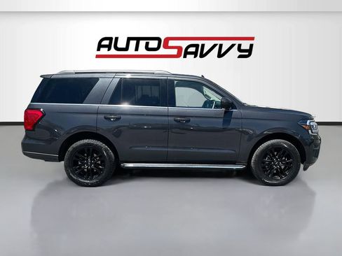 Used 2022 Ford Expedition XLT AWD/4WD image 8