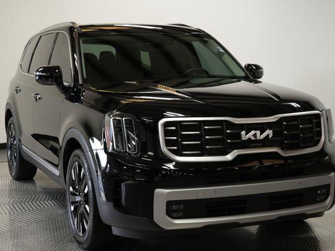 Used 2025 Kia Telluride SX AWD/4WD image 2