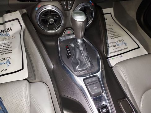 Used 2023 Chevrolet Camaro LT w/ Technology Package image 25