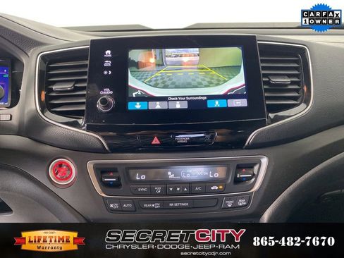 Used 2024 Honda Passport TrailSport image 21