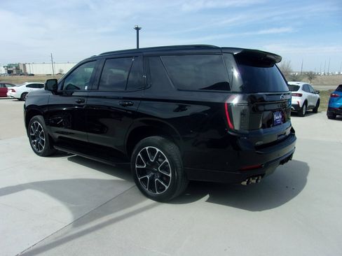 Used 2025 Chevrolet Tahoe RST w/ RST Capability Package image 8
