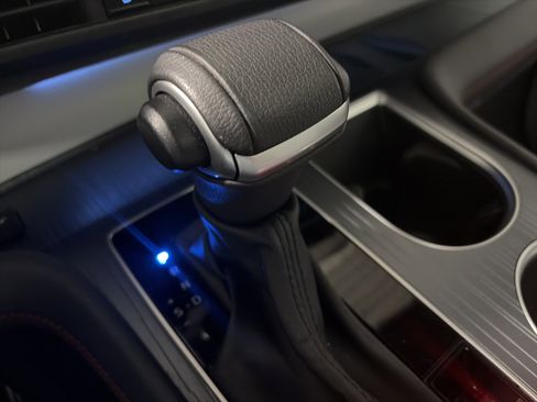 Used 2023 Toyota Sienna XSE w/ XSE Plus Package image 26