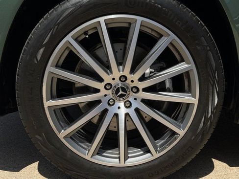 Used 2026 Mercedes-Benz GLS 580 4MATIC image 11