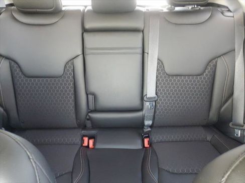 Certified 2018 Jeep Compass Latitude w/ Popular Equipment Group image 33