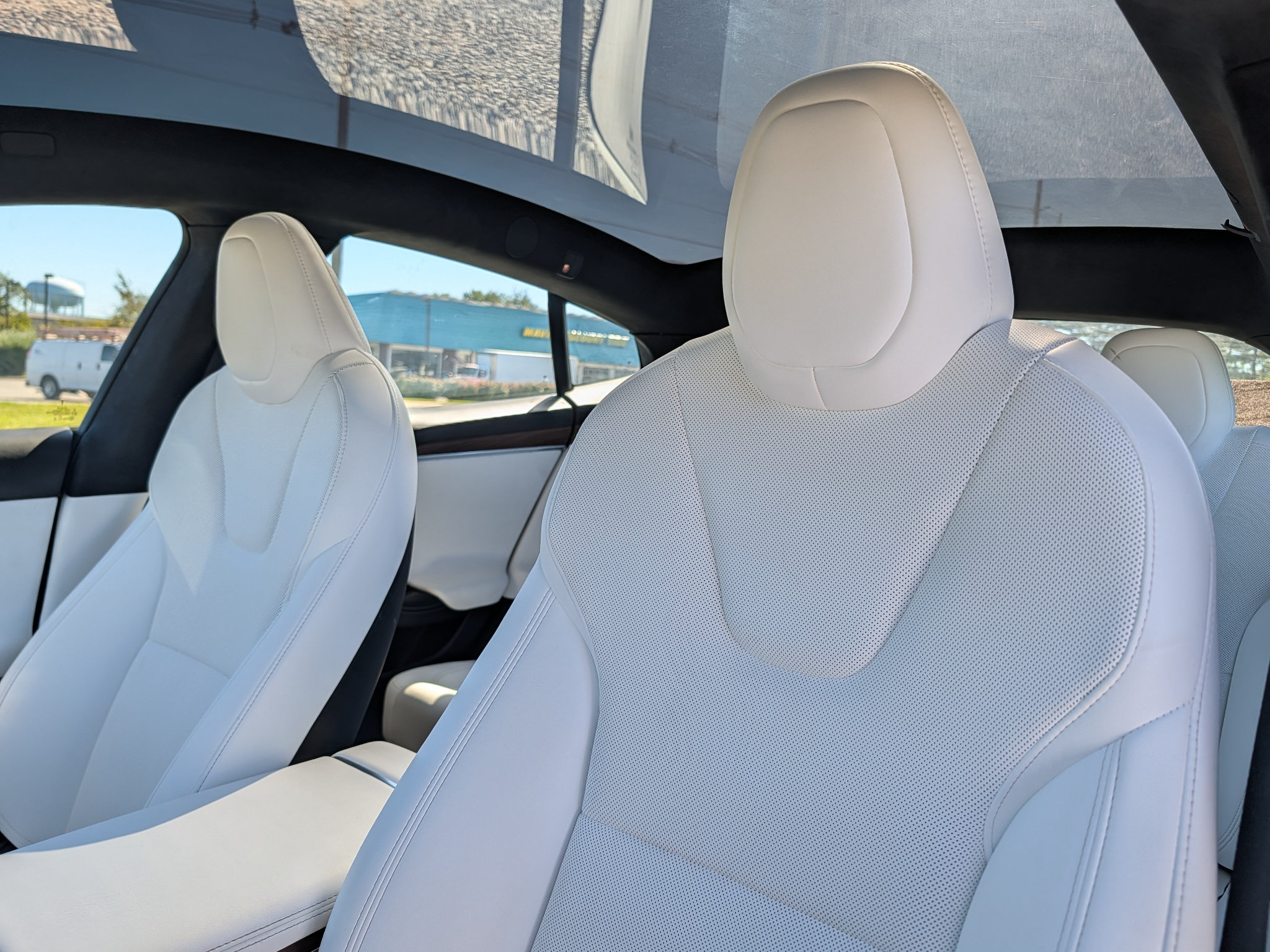 Used 2023 Tesla Model S Standard Range AWD/4WD image 15