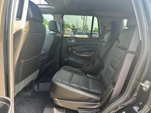 Used 2017 GMC Yukon Denali AWD/4WD image 32