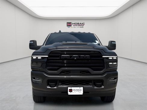 Used 2025 RAM 3500 Laramie image 5