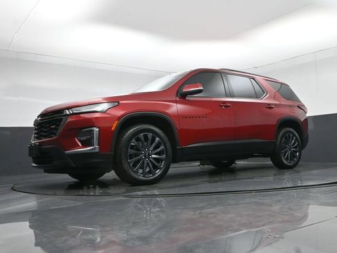 Used 2023 Chevrolet Traverse RS image 72