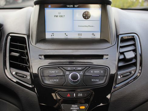 Used 2017 Ford Fiesta SE w/ Equipment Group 201A image 28