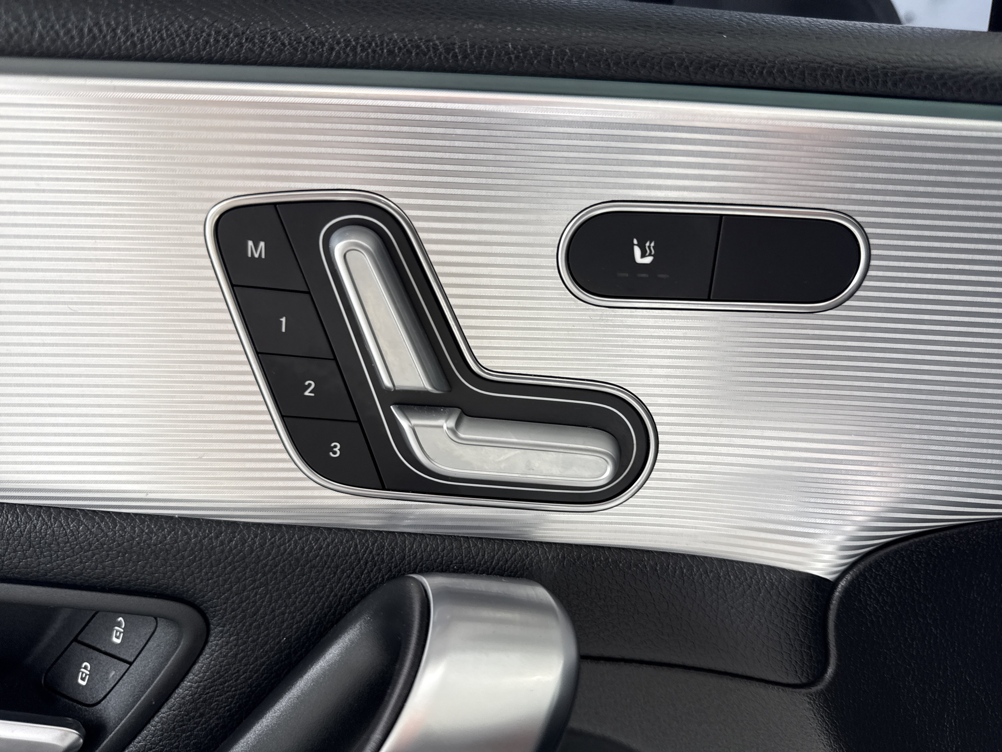 Certified 2021 Mercedes-Benz A 220 4MATIC image 17