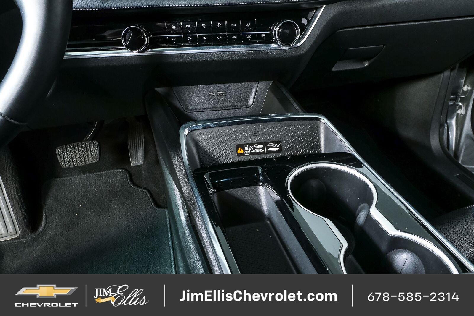 Certified 2025 Chevrolet Equinox LT w/ Convenience Package II FWD image 17