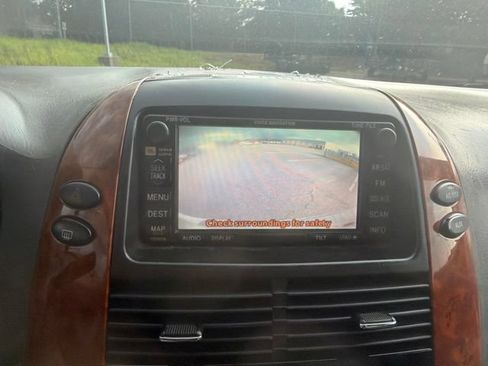 Used 2008 Toyota Sienna XLE FWD image 21