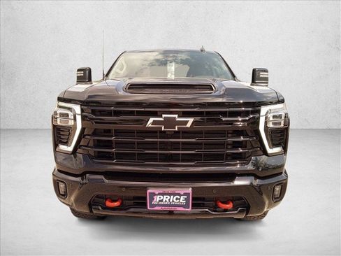Used 2026 Chevrolet Silverado 2500 LT w/ Trail Boss Package AWD/4WD image 2