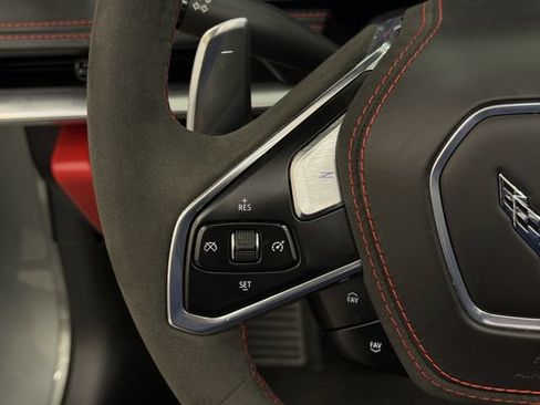 Certified 2022 Chevrolet Corvette Stingray Premium Conv w/ Z51 Performance Package RWD image 16