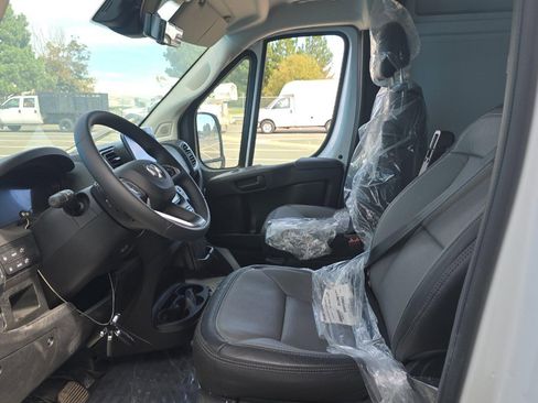 Used 2025 RAM ProMaster 3500 w/ Quick Order Package 22G SLT image 7