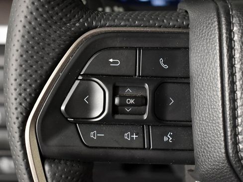 Used 2024 Toyota Tacoma TRD Sport image 31