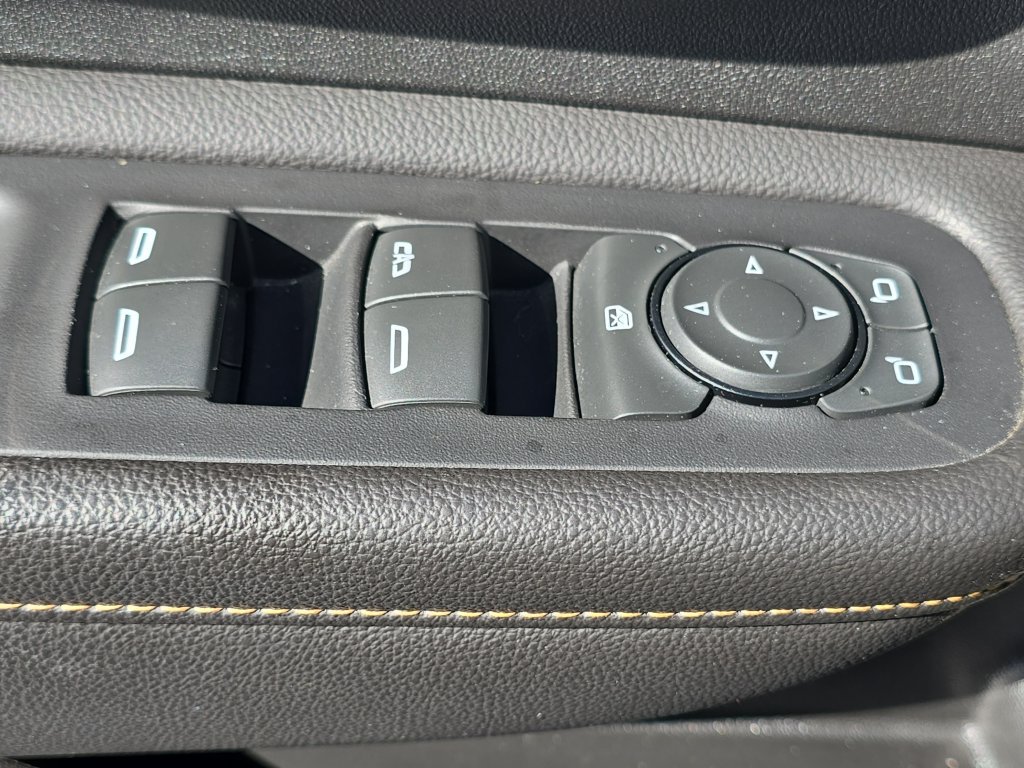 Certified 2020 GMC Terrain SLE w/ LPO, Floor Liner Package FWD image 29