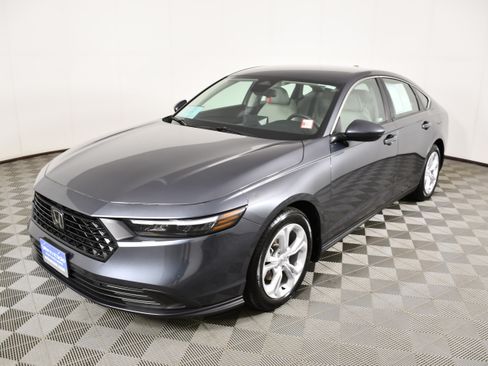 Certified 2025 Honda Accord LX image 10
