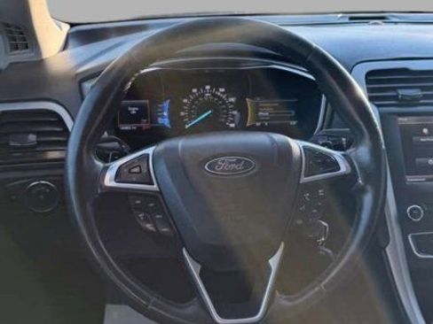 Used 2016 Ford Fusion SE w/ Equipment Group 202A image 31