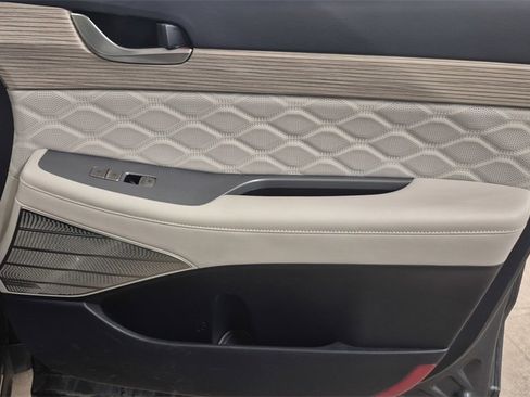 Used 2022 Hyundai Palisade Calligraphy image 15