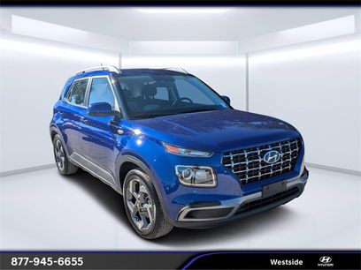 Used 2023 Hyundai Venue SEL w/ Cargo Package