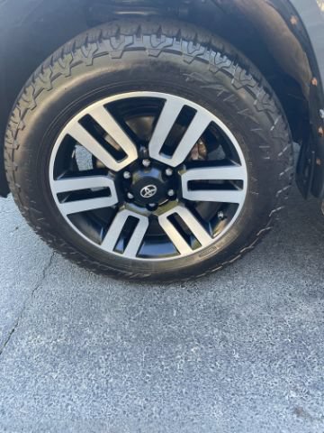 Used 2019 Toyota 4Runner Limited AWD/4WD image 37