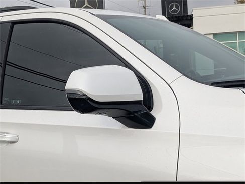 Used 2022 Cadillac Escalade ESV Sport w/ Touring Package image 12