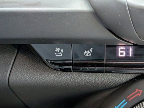 Used 2018 Chevrolet Camaro SS RWD image 19