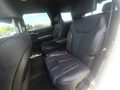 Used 2024 Hyundai Palisade Calligraphy AWD/4WD image 18