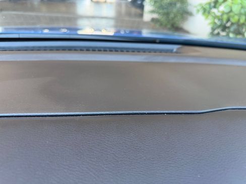 Used 2025 Nissan Sentra SV FWD image 17