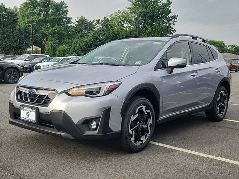 Used 2023 Subaru Crosstrek 2.5i Limited w/ Moonroof Package AWD/4WD image 3