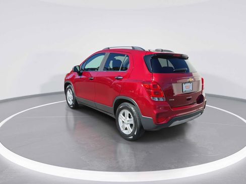 Used 2018 Chevrolet Trax LT w/ LT Convenience Package FWD image 6