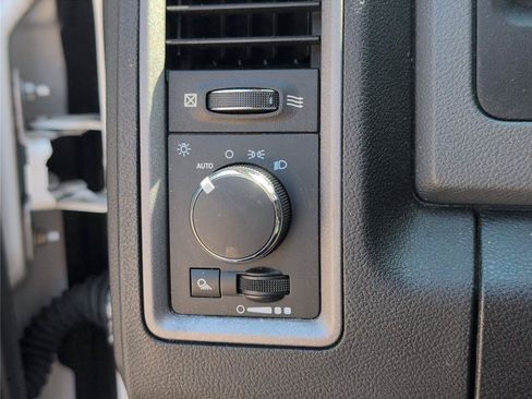 Used 2018 RAM 1500 Tradesman w/ Popular Equipment Group RWD image 29
