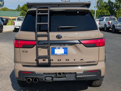 Used 2025 Toyota Sequoia TRD Pro AWD/4WD image 10