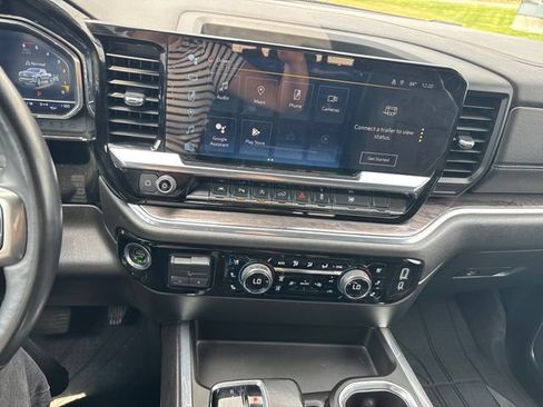 Certified 2023 Chevrolet Silverado 1500 LTZ w/ Technology Package AWD/4WD image 19