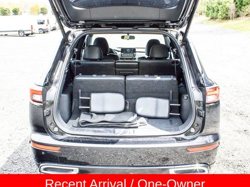 Used 2022 Mitsubishi Outlander SE FWD image 17